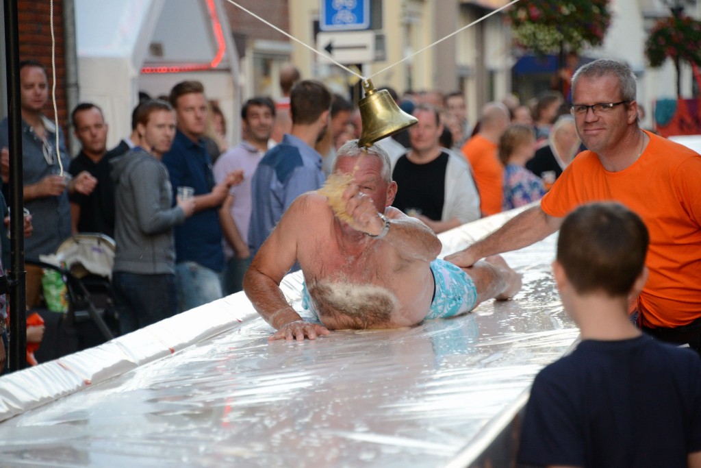 ../Images/Donderdag kermis 543.jpg